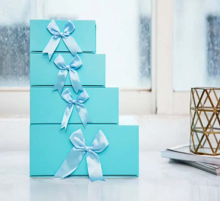 Small gift boxes with lid black blue pink color for gifts art packging cardboard box