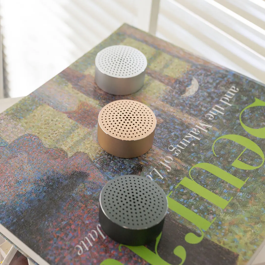 
Xiaomi Mini Speaker with Mic Headset Speaker Portable Speaker Metal Steel Stereo built in Mic xiaoai APP Control 