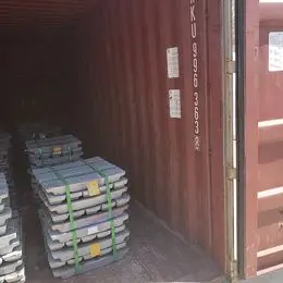 Purity 99.99% factory price bulk lead ingots large stock