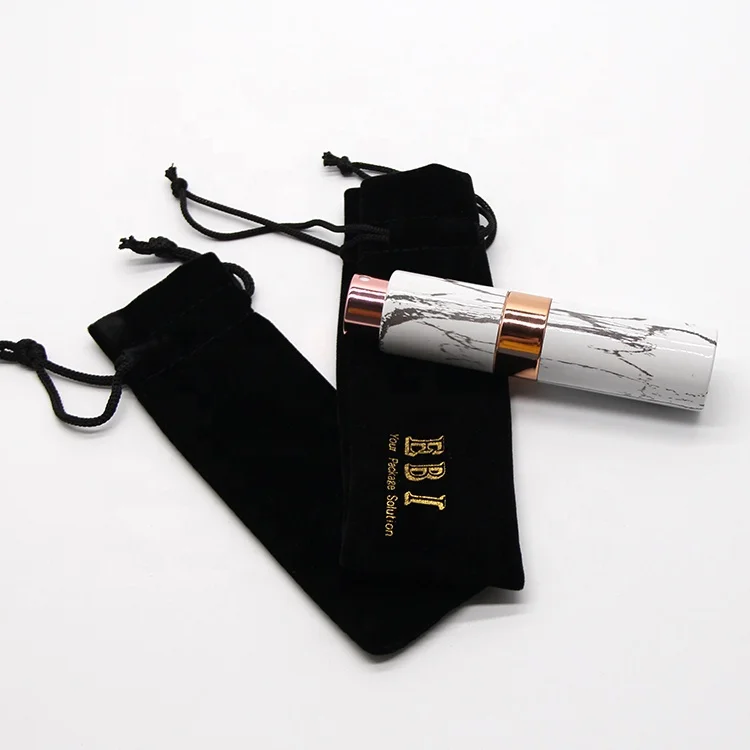 Ornamental chinese fancy embroidered velvet pouch attractive design gold velvet pouch