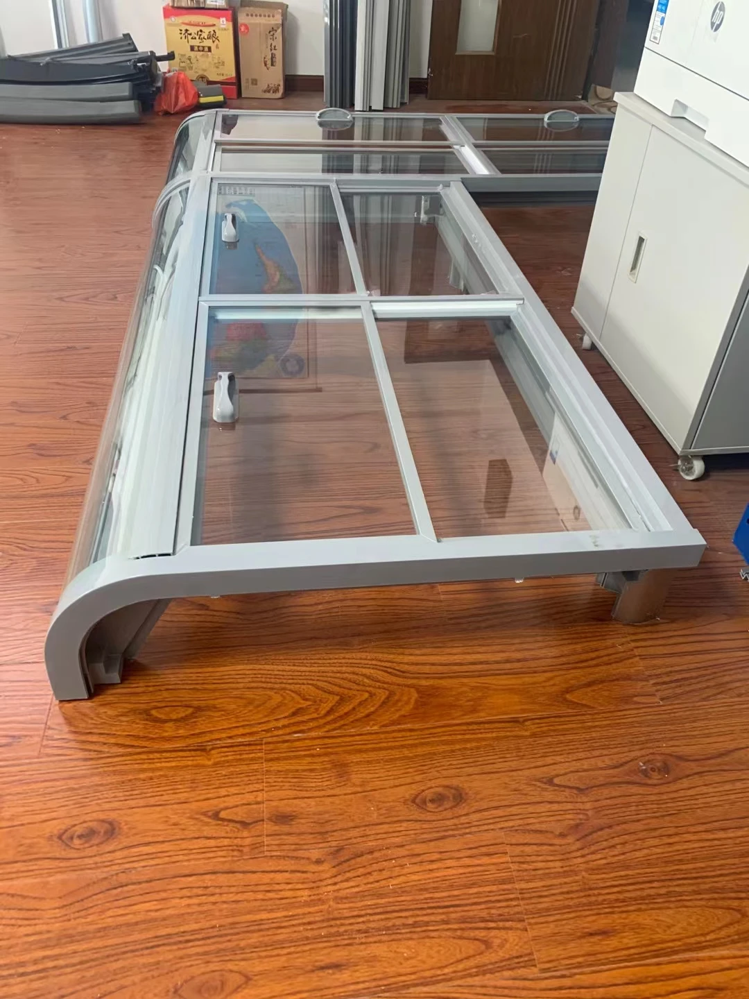 Детали морозильной камеры нового дизайна, изогнутая стеклянная рамка, морозильная камера, стеклянная дверь, коммерческая