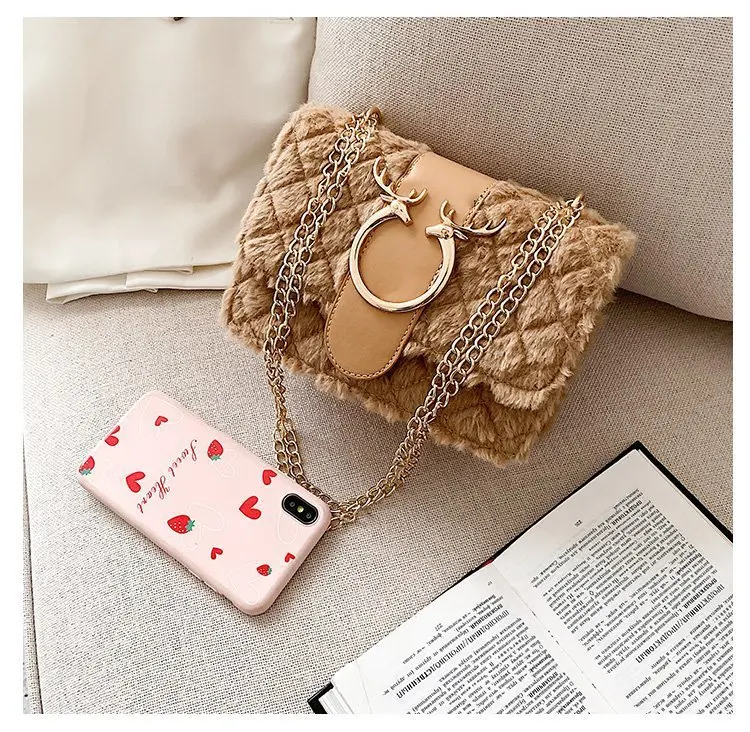 2021 Fall Winter Hot Sale Women Popular Faux Fur Handbags Furry Purses Ladies Winter Plush Square Crossbody Chain Bags