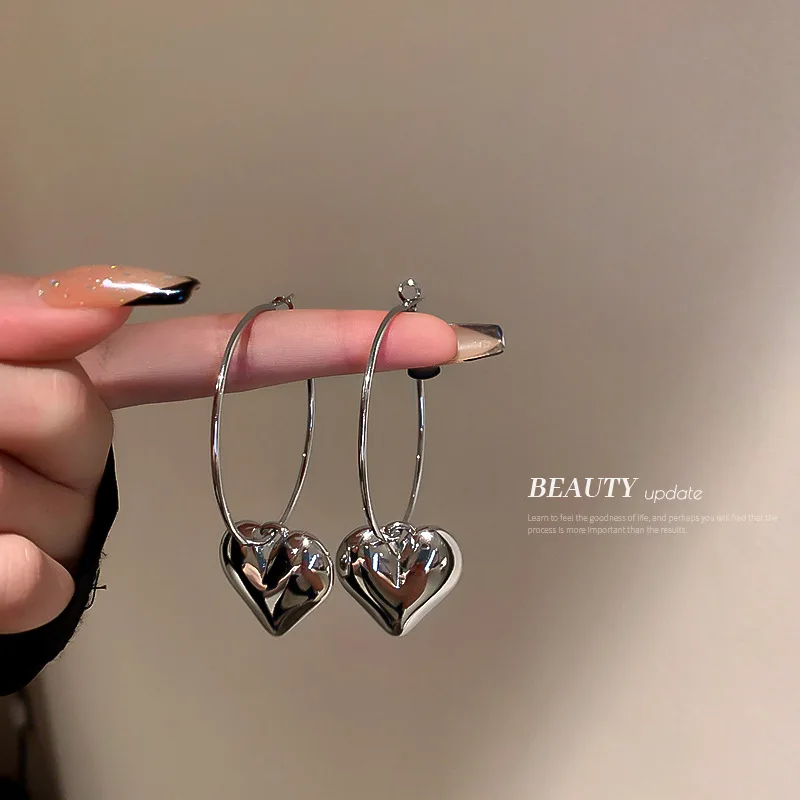 Korean fashion statement 925 silver needles hiphop bulk wholesale jewelry love heart earrings