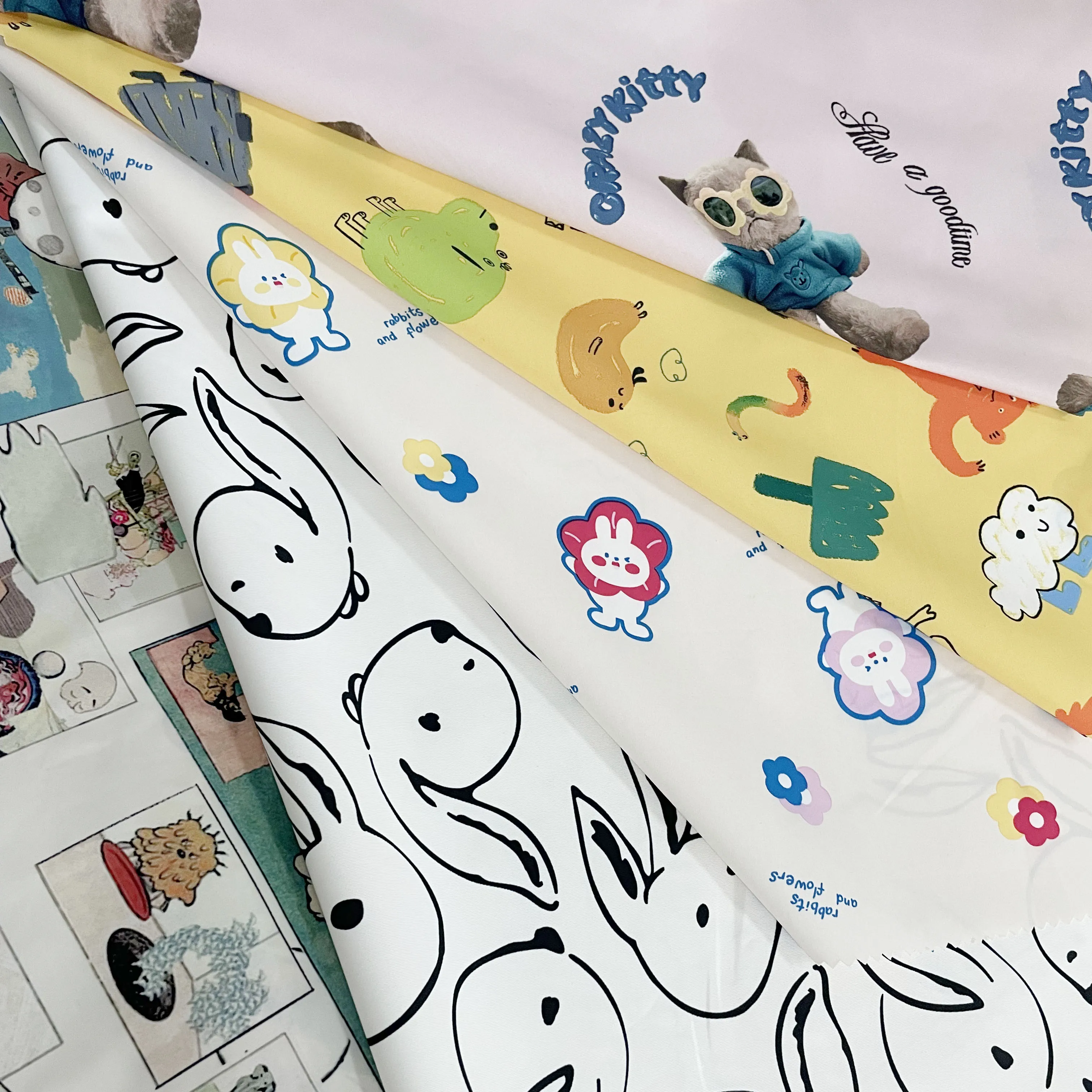 100%Polyester Cartoon digital printed Fabric customized  stretch T800 Waterproof For Kids and Children Down Coat and Jacket