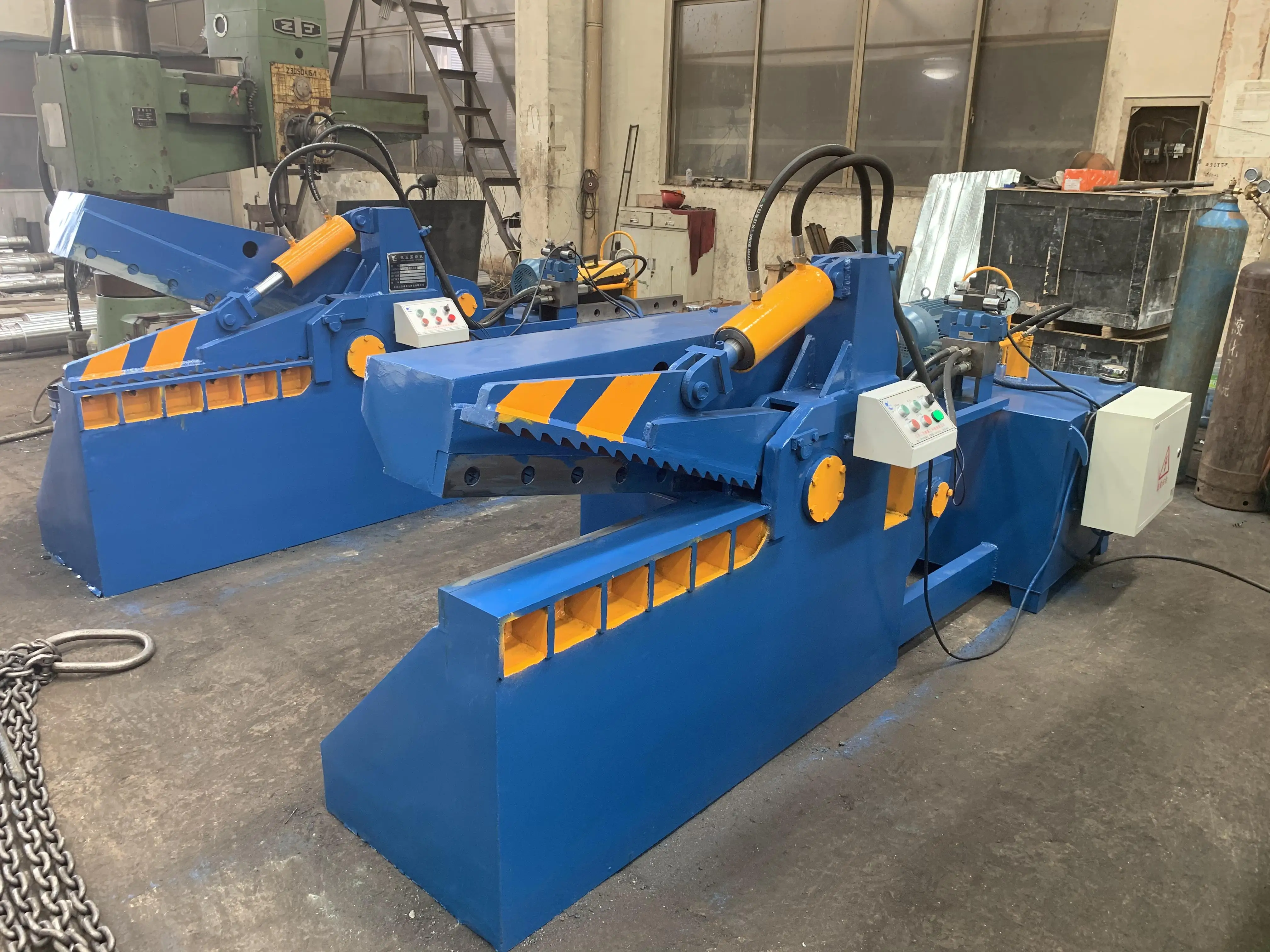 Q43-63 гидравлический стального лома железа Аллигатор отходов металла ножницы для резки листового