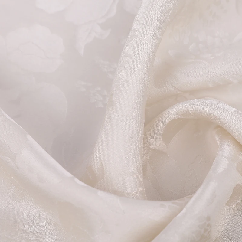 Customized factory directly sale designers flower 100 nature silk fabrics for men shirt