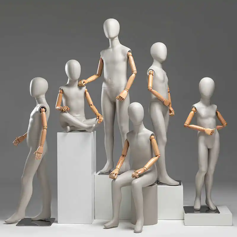 New Fashion Factory Price Grey Fiberglass Kids Mannequin with Wood Flexible Arms Children Clothing Store Window Body Mannequins