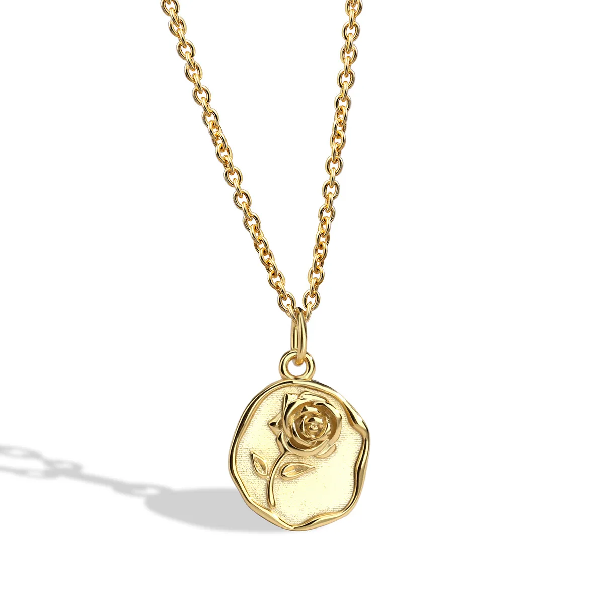 Fashion Gold Plated Brass Jewelry Temperament Vintage Embossed Rose Flower Medallion Coin Pendant Necklace For Women