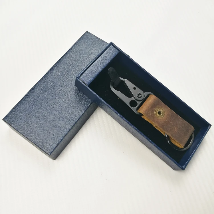 Genuine Leather Car Keychain For Toyota Jeep Handmade Premium Metal Key Ring Accessories With Logo Present for Man and Woman