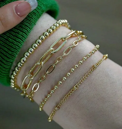 Wholesale Women Girls 5-piece Bracelet Set Multiple Mixed and Combined Bracelets Metal Chains Bracelet Set