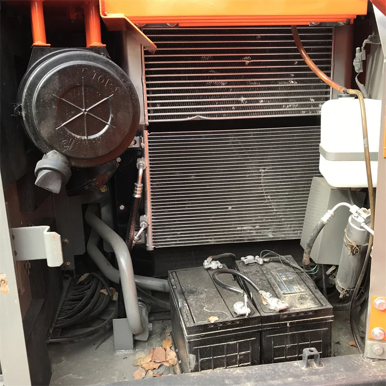 Good condition made in Japan 12 ton used excavator hitachi zx120 for sale