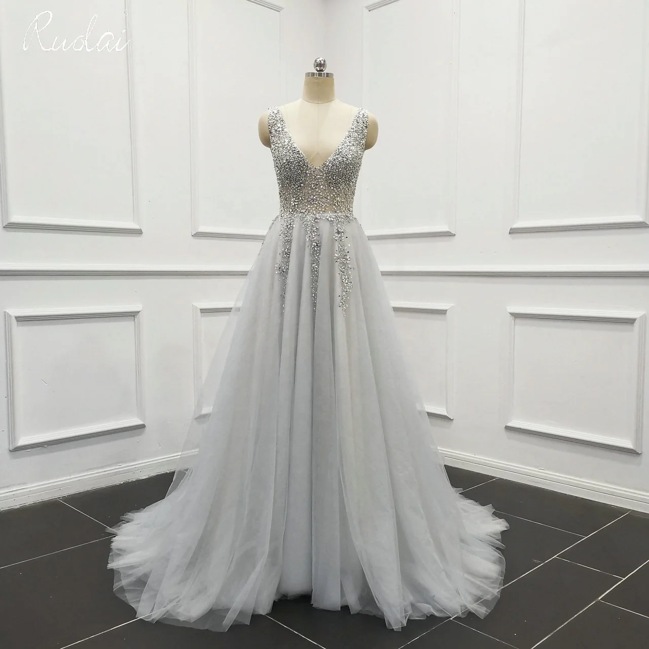 LWC6565  Shining Deep V Neck Beading Tulle Evening Dress Sleeveless Crystal Cutout A-Line Evening Party Gowns