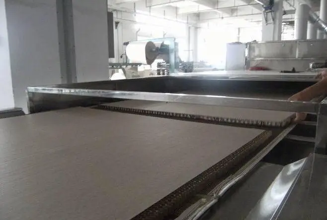 Industrial Microwave Equipment for drying wood