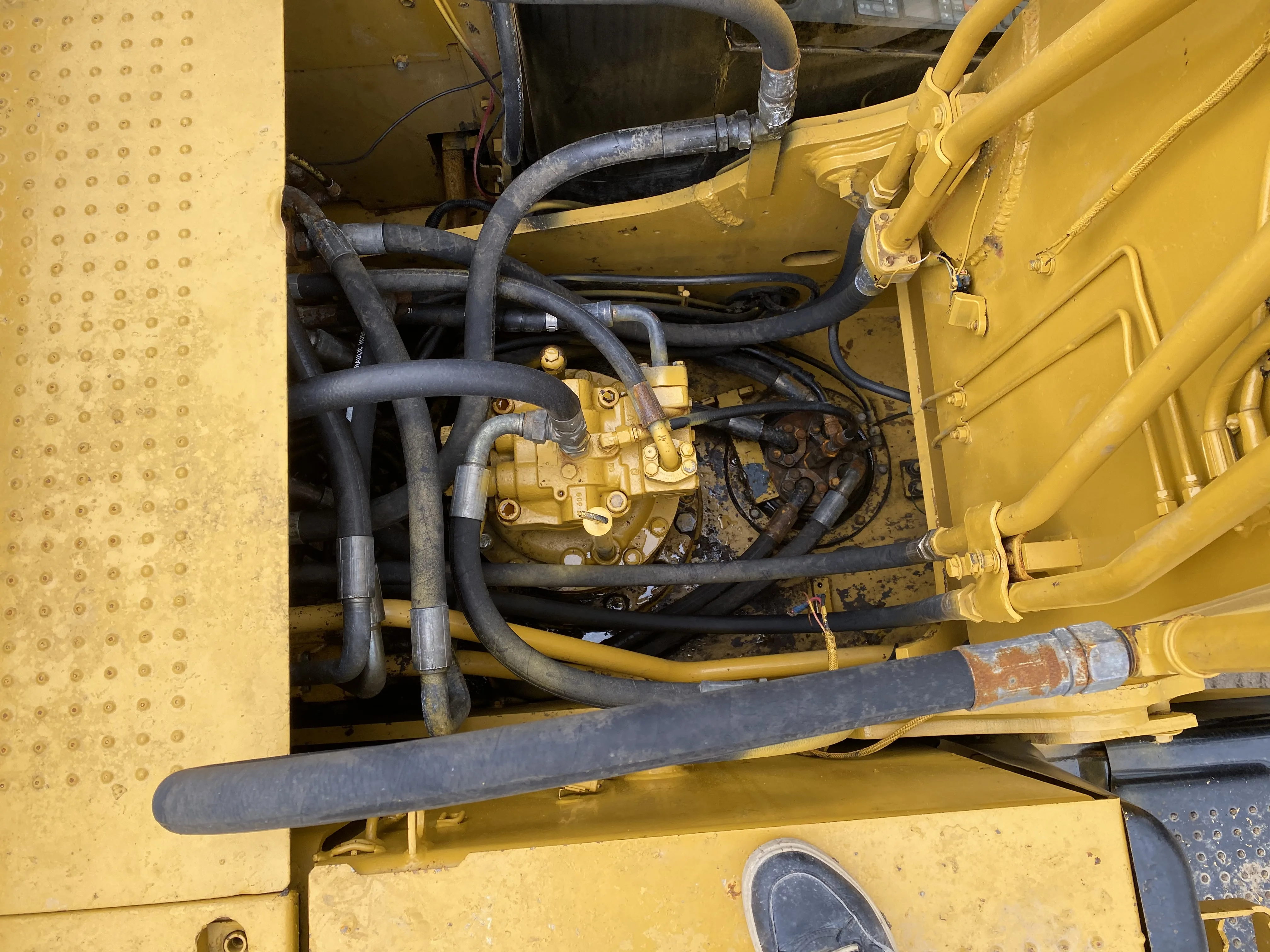 USED ORIGINAL CATERPILLAR 326D2L EXCAVATOR FOR SALE