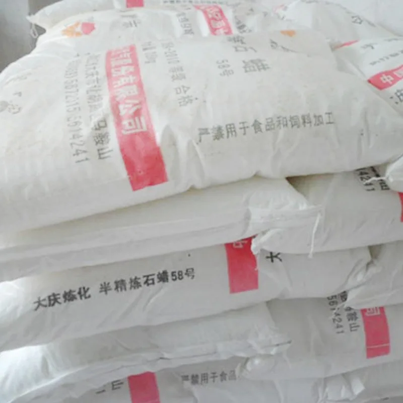 Sinopec fushun нефтехимический парафиновый воск Рафинированный парафиновый воск 58 60 полуочищенный парафиновый воск для изготовления свечей