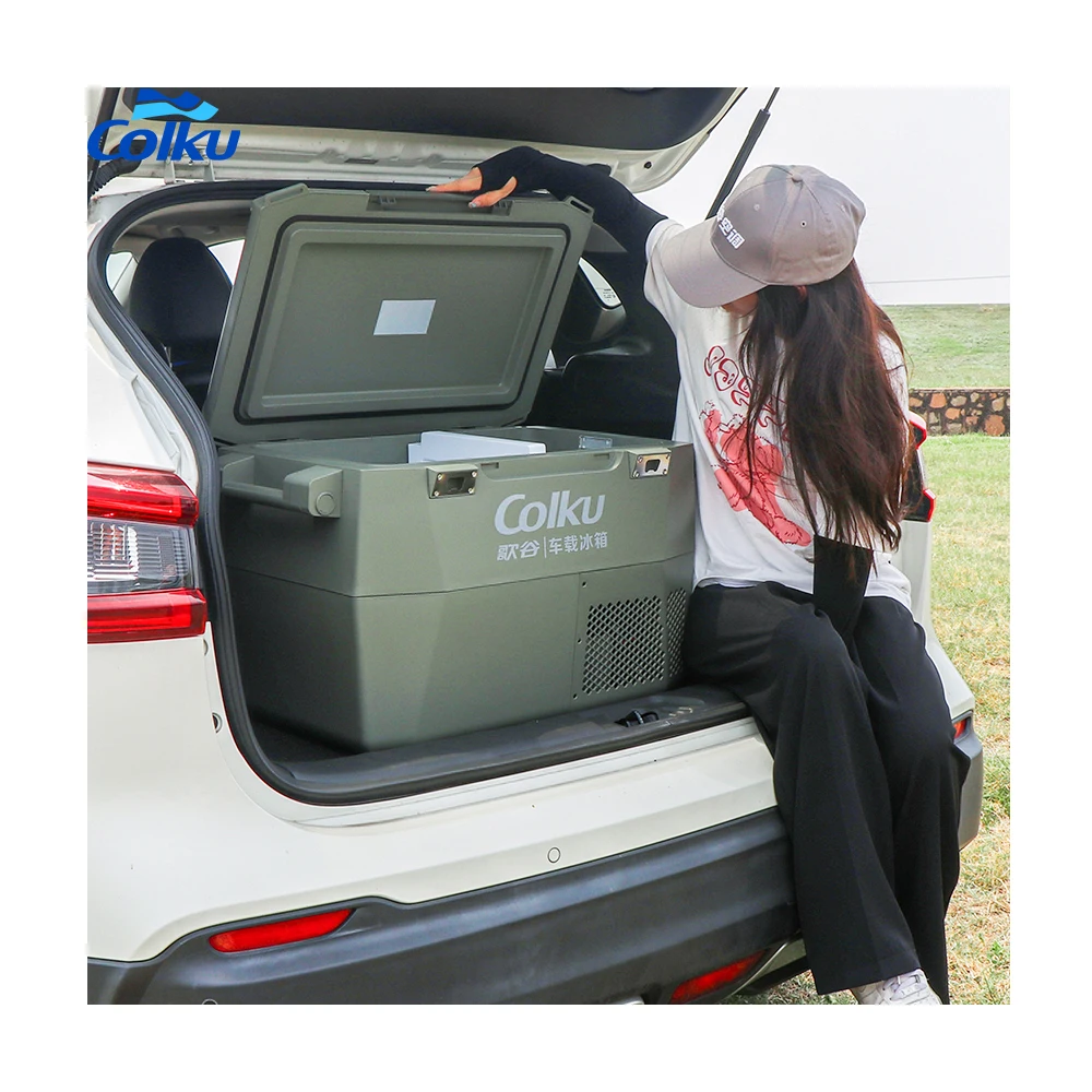Portable Camping car fridge 44L DC 12V/24V Portable DC Compressor Car Fridge Freezer Refrigerator with Wheels