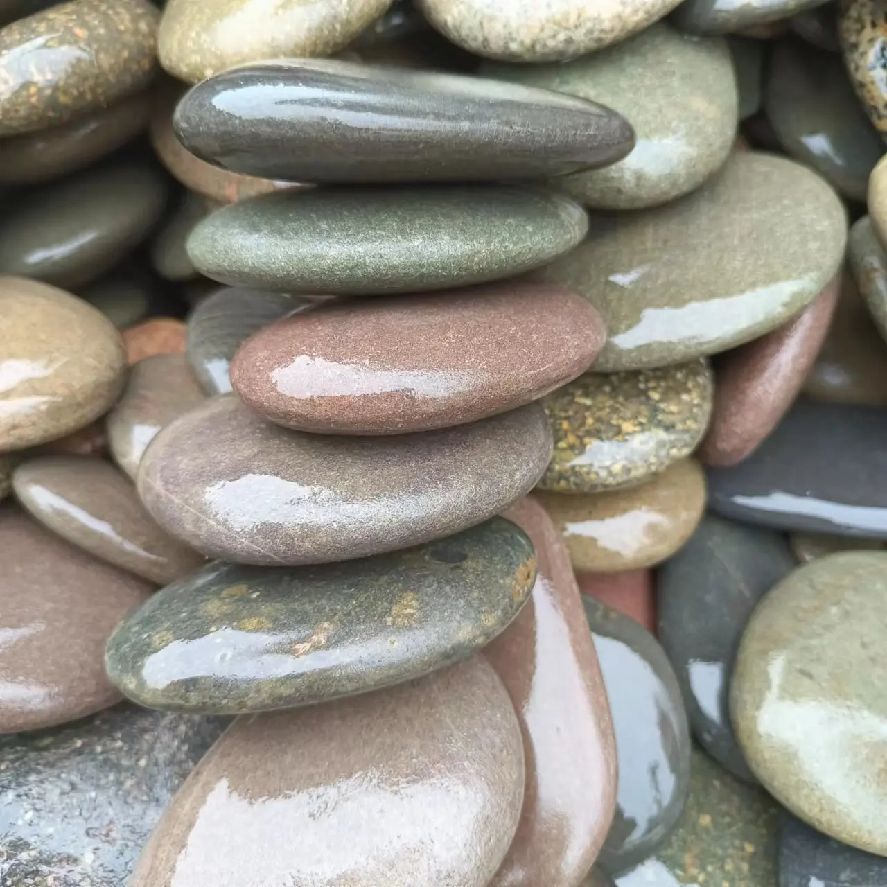 Factory custom Various sizes Natural River Stone painting pebbles handmade stones painting pebbles