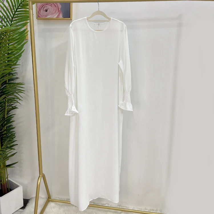 muslim women abaya c9.jpg