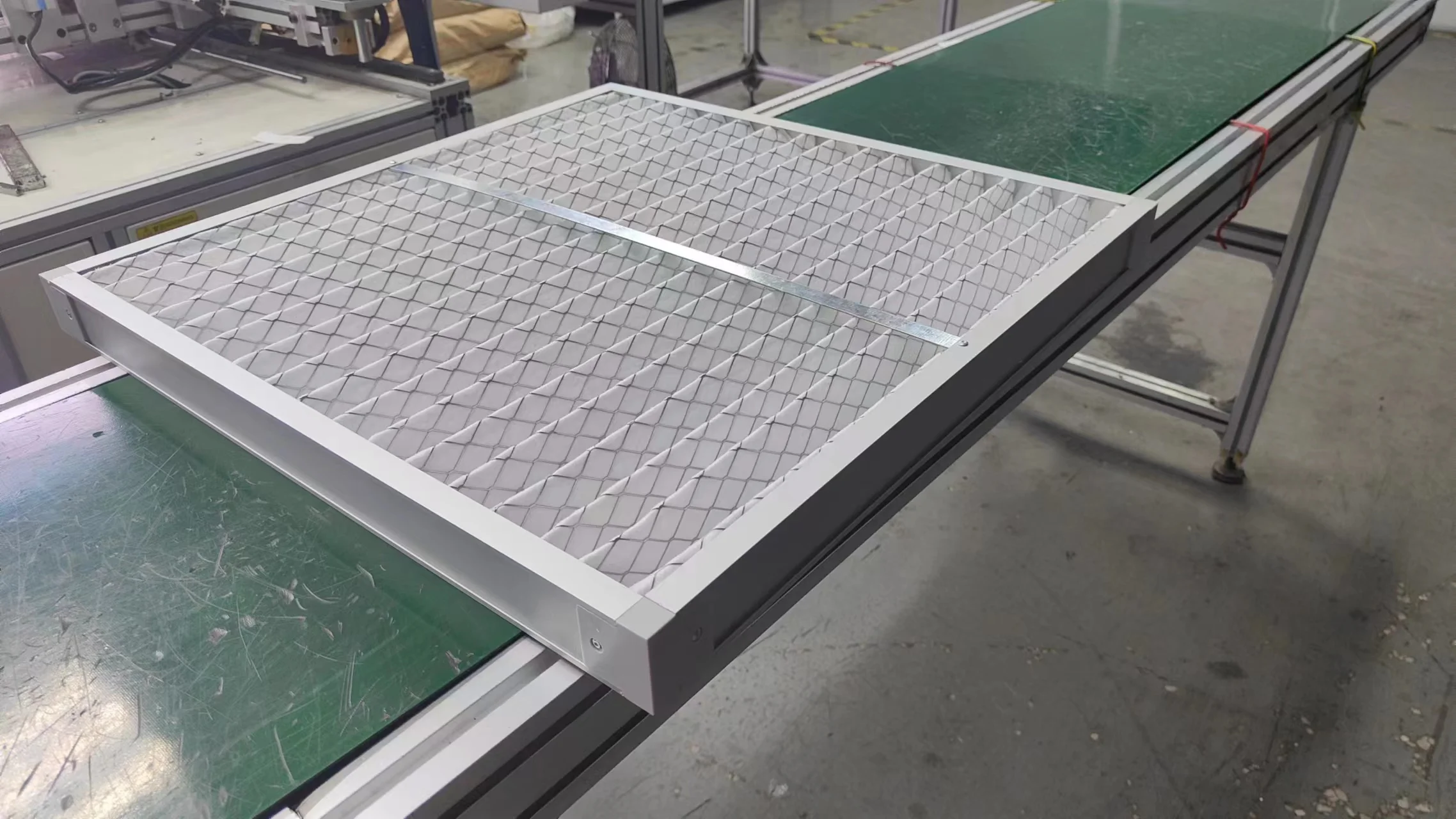 24x24x2 Primary Efficiency 85% F7 F8 F9 MERV 12 13 14 air filter galvanized steel frame yellow media