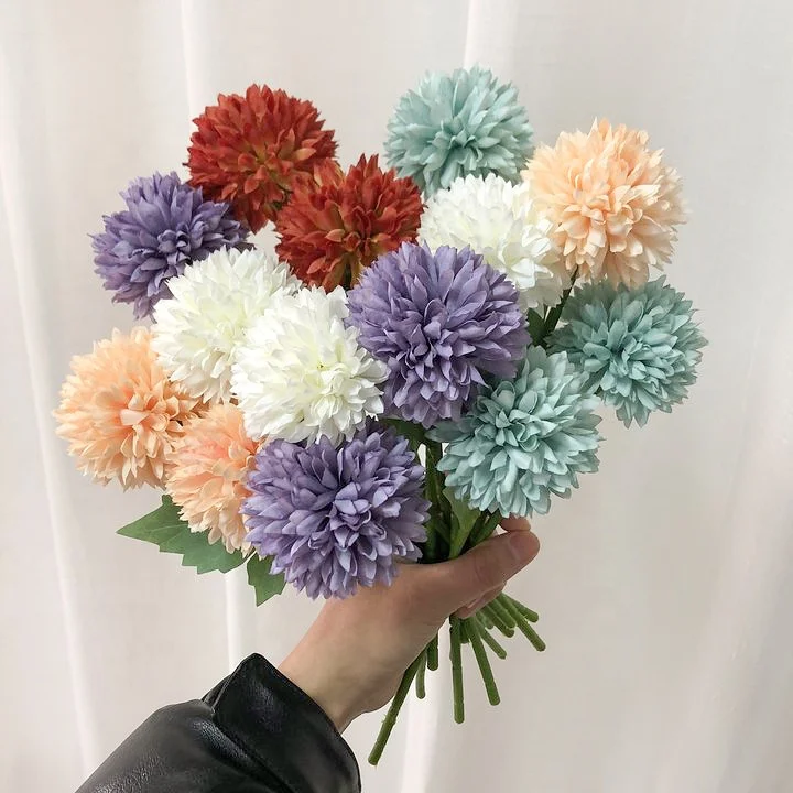 Декоративные искусственные цветы