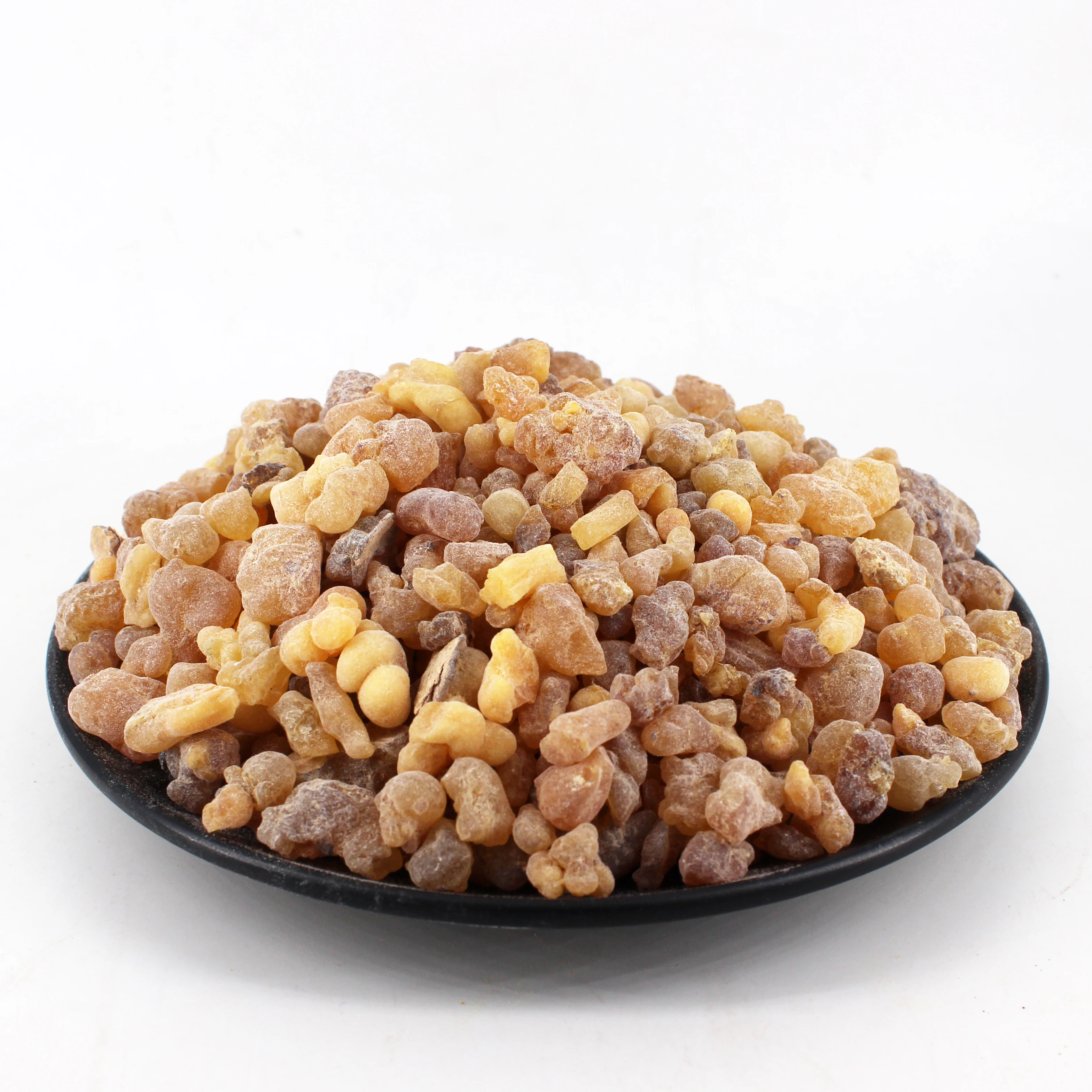 Spot supplies light red resin hot sale frankincense  Olibanum Ru xiang is used in churches
