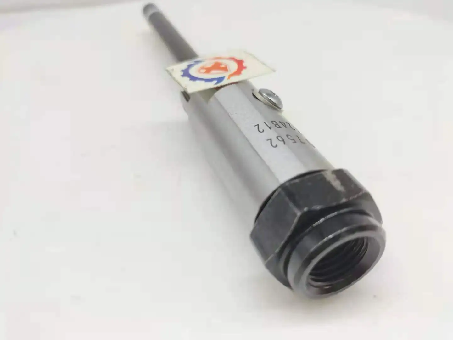 3304 3306 детали двигателя форсунка инжектора 100-7562 1007562