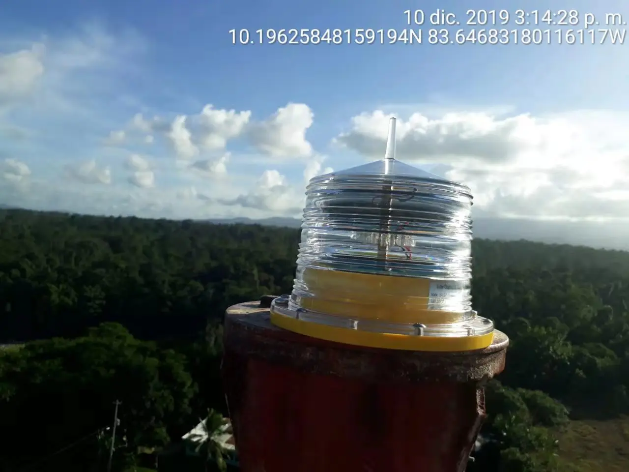 Low intensity LED solar led obstruction light/LED aircraft solar warning light/LED aviation solar light for high rise towers