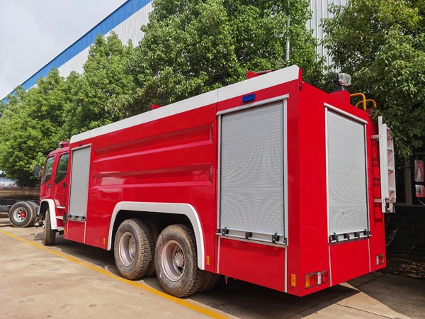 ISUZU FVR 10 Tires 11000liter Water And Foam Fire Fighting Engine