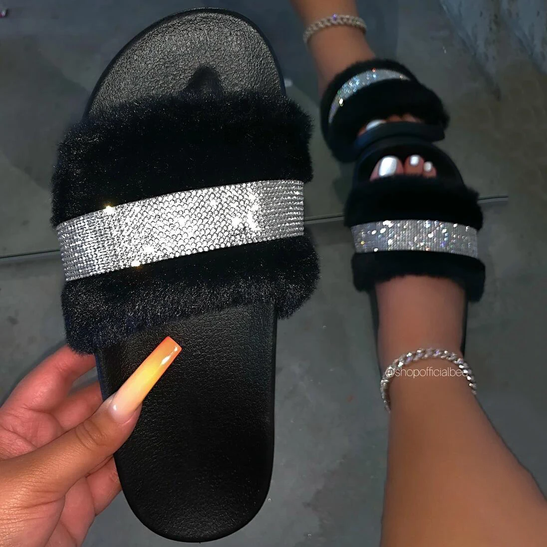 
Winter Shoes for Women Slipper Wholesale Bedroom Plush Faux Diamond Indoor Rhinestone Fur Slippers 