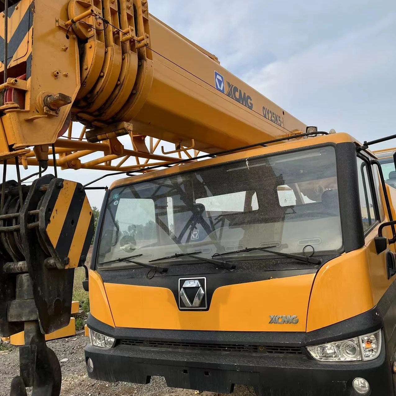 Used 25ton crane XC MG QY25K5 QY25K used 25ton truck crane for sale in good condition
