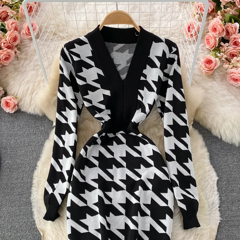 Dresses For Women 2021 Elegant Vintage Houndstooth Knitted Dress Autumn Winter V Neck Long Sleeve Mini Bodycon Dress