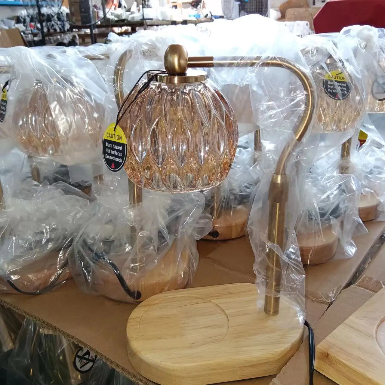 Wholesale Timing Top-down Home Office Use Elegant Crystal Lampshade Electric Candle Warmer Lamp