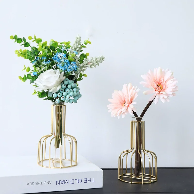 High quality Tabletop Vase Flower Vase Craft Anniversary gifts Iron Metal Vase for interior decor
