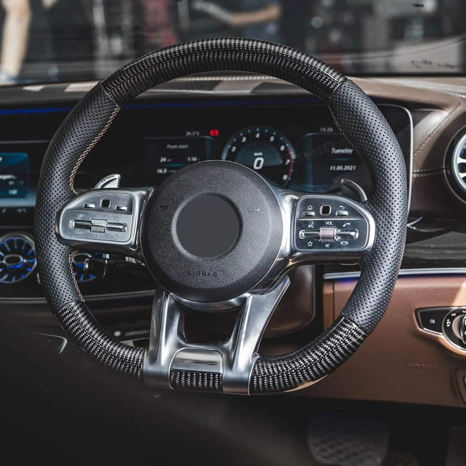 Спортивное рулевое колесо из углеродного волокна для Mercedess-Benzs AMG GT GLE W117 W124 W205 GLC63 CLA45 E55 E63 C200 C43 C63