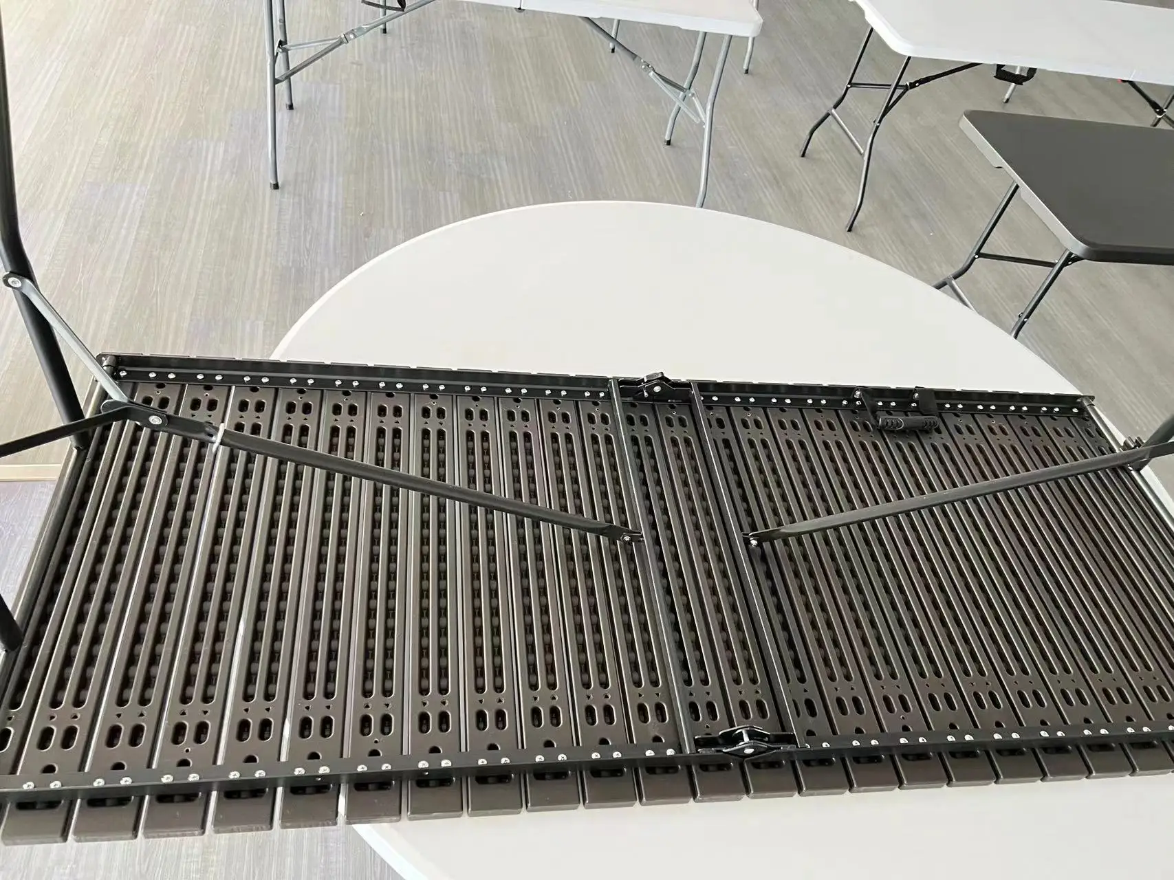 Factory best-selling HDPE portable outdoor plastic folding table and chair set, garden table and chair set