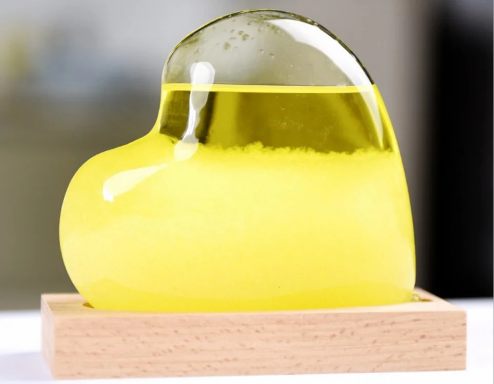 Creative Stylish Anti-Shaking Desktop Home Decoration Crafts Weather Forecast Predictor Heart Shape Storm Glass Bottle Barometer