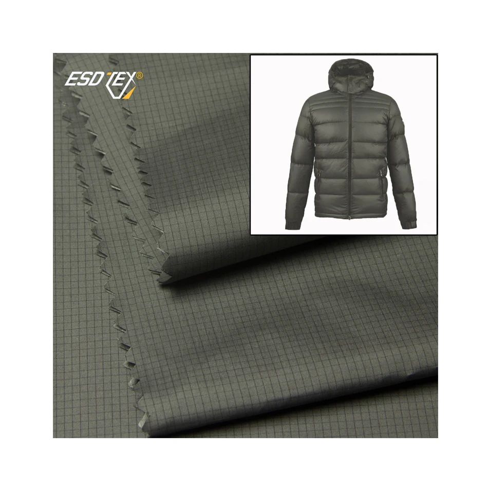 Durable Polyester Plaid Fabric Soft Breathable Graphene Anti-Static for Outdoor Use in Clothing Lining Features Woven Pattern