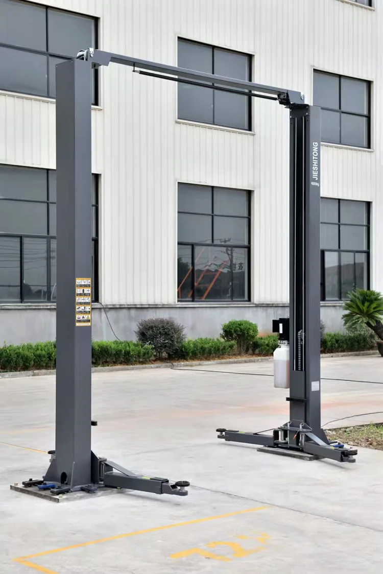 Factory Price Garage Equipment Clear Floor  4 Tons Hydraulic Two Post Car Lift