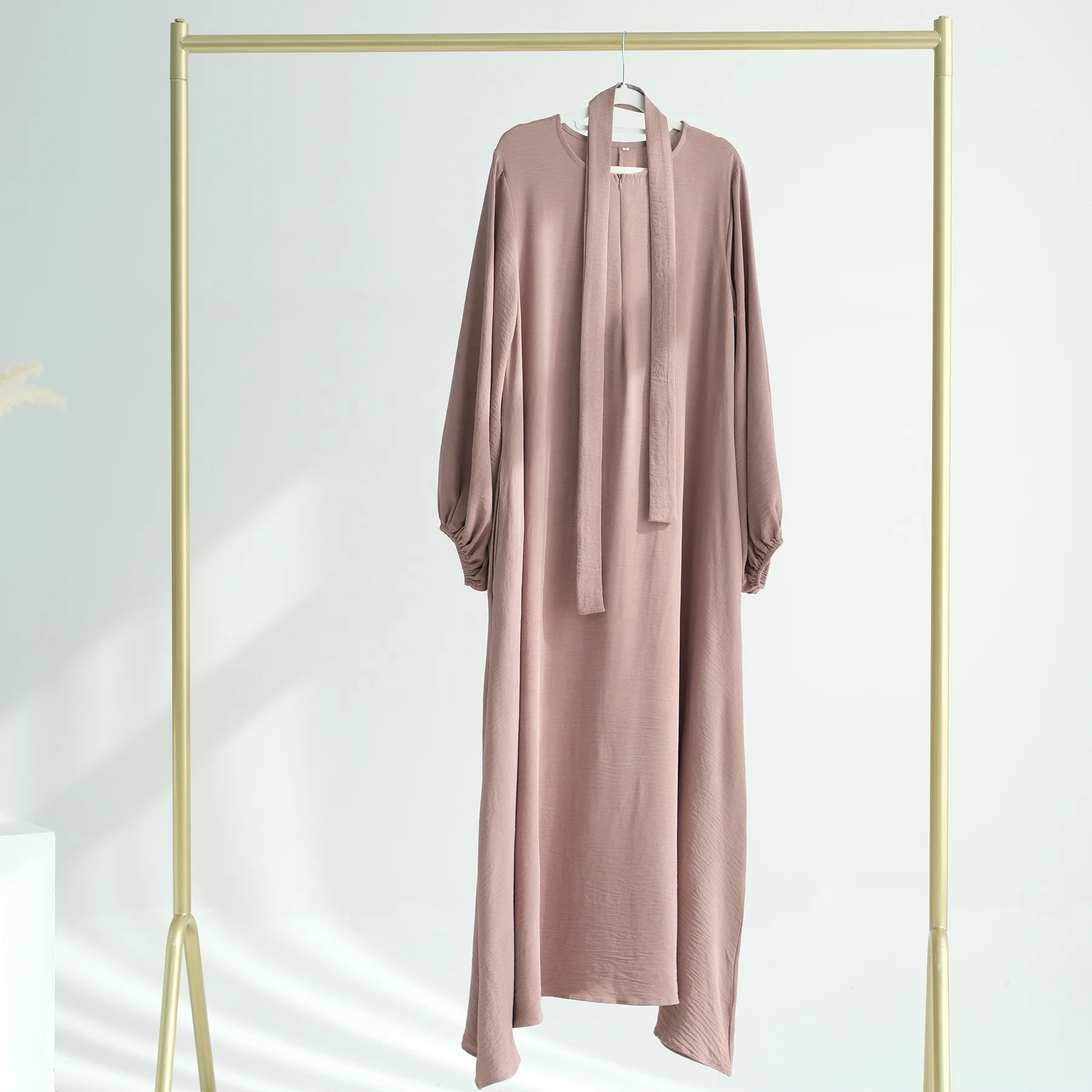 Loriya Modest Dresses Crepe Fabric Solid Color Long Sleeves Dubai Abaya Women Muslim Dress with Front Zipper islamic Clothing