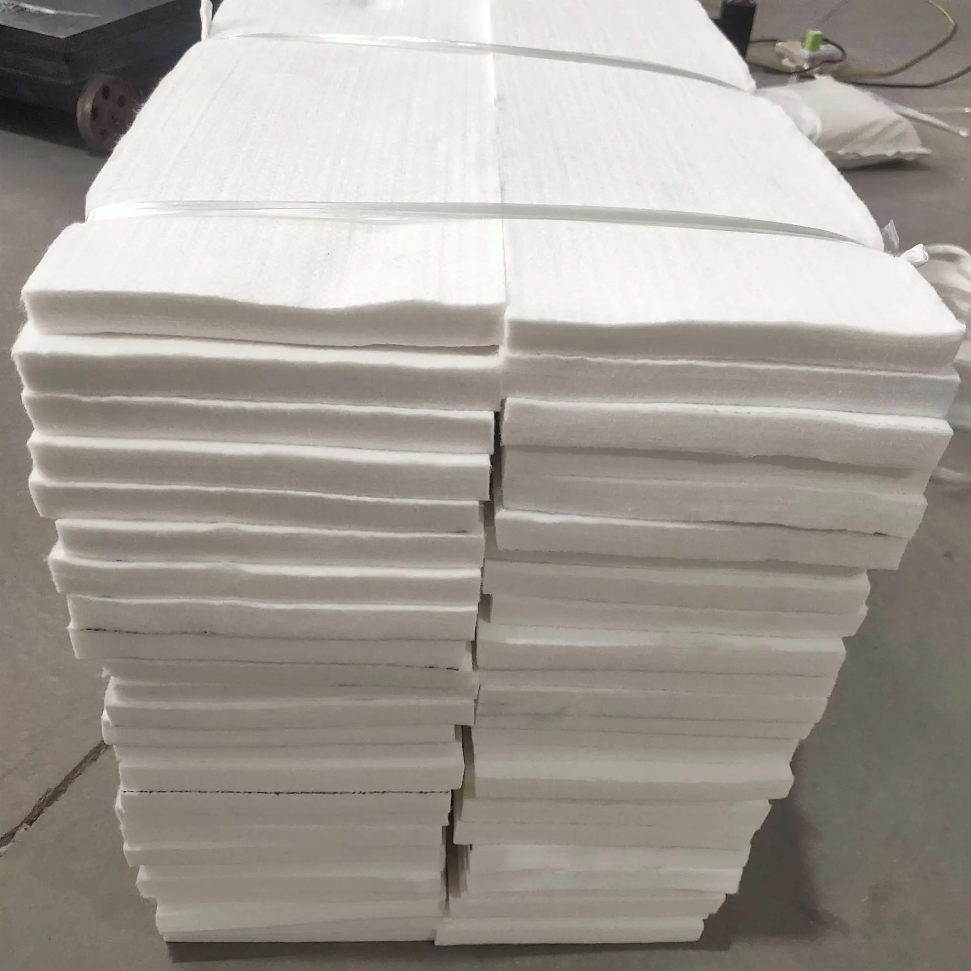 wholesale 3mm 5mm 10mm thick nature white 100% industrial wool felt fabric