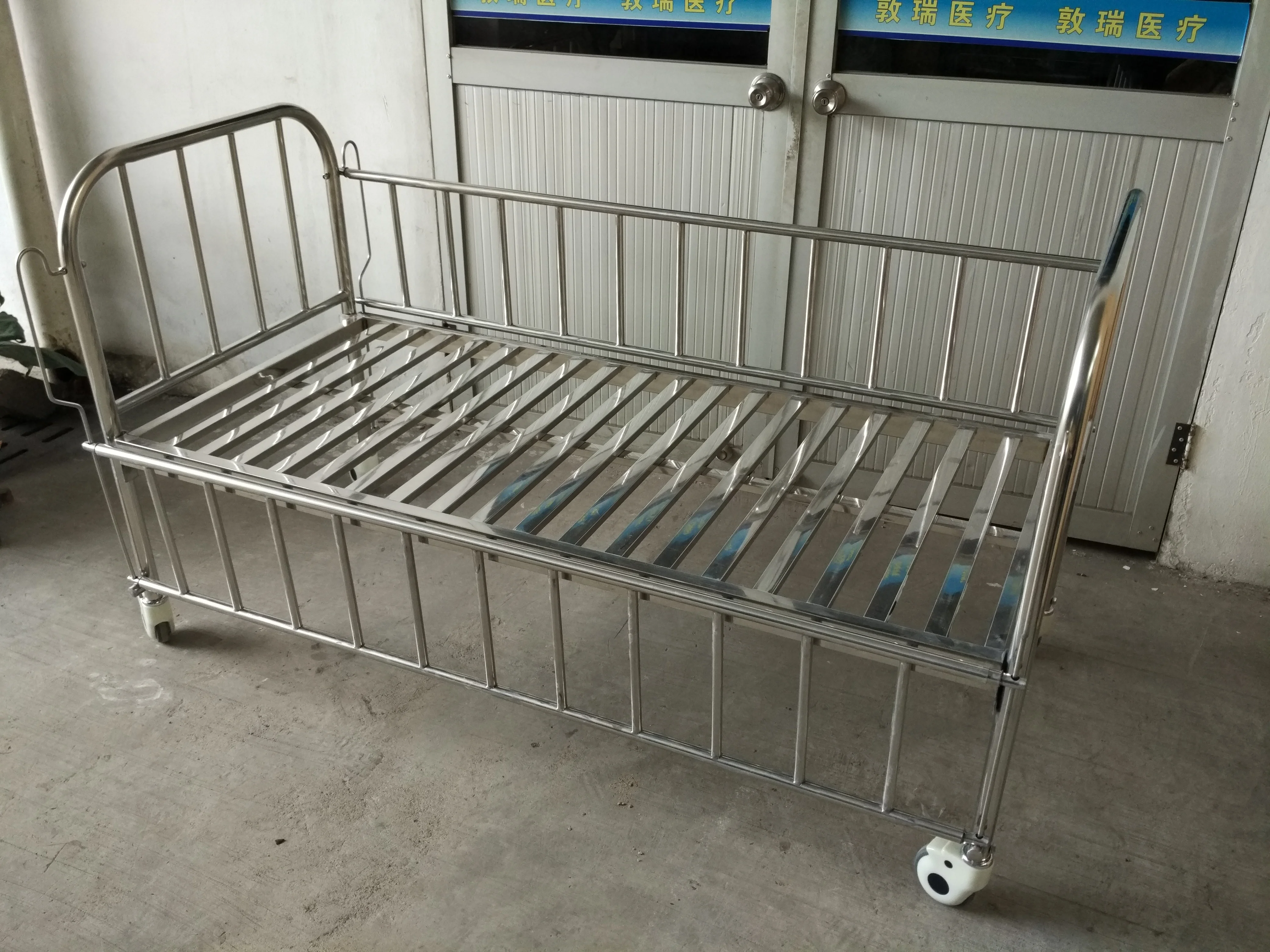 IV Pole Stainless Steel Hospital Children Bed Cot