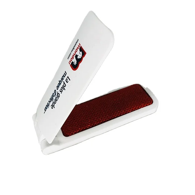 Cute Design Eco-Friendly Pocket Lint Brush Foldable Magic Cloth Suit Cleaning Brush