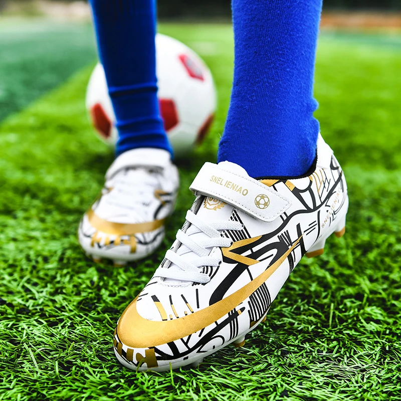 
Wholesale football boots comfortable studs cleats new shoes custom boys fotball soccer shoes 2020 professional fottball shoes 