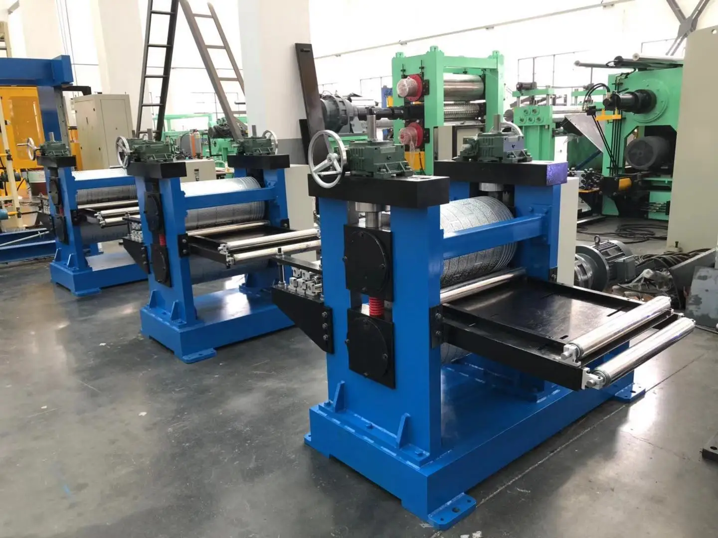 Industrial-grade PU sandwich board production line Brick embossing machine