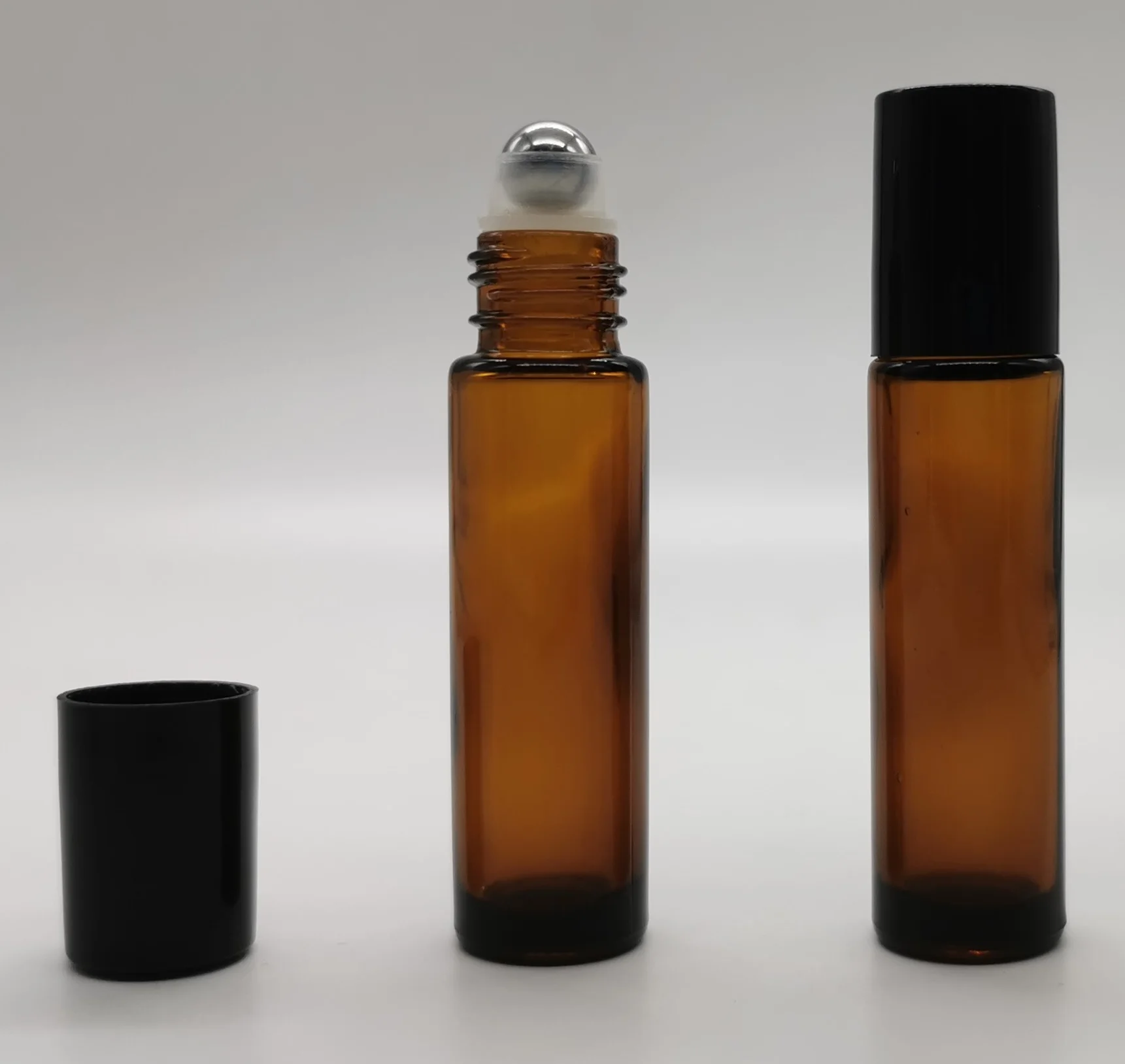 Whole China supplier with low price and good quality various of roll on bottle in clear blue color
