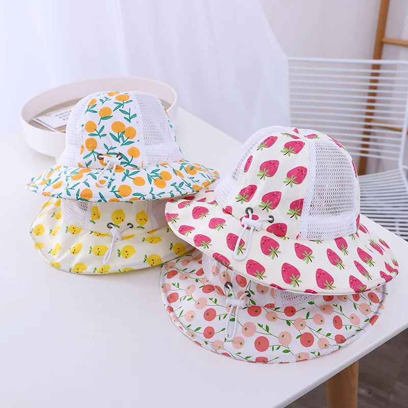 Панама детская летняя сетчатая с клубничками, Панама от солнца для маленьких девочек, пляжные аксессуары, дышащая, для отдыха на открытом воздухе, 1-3