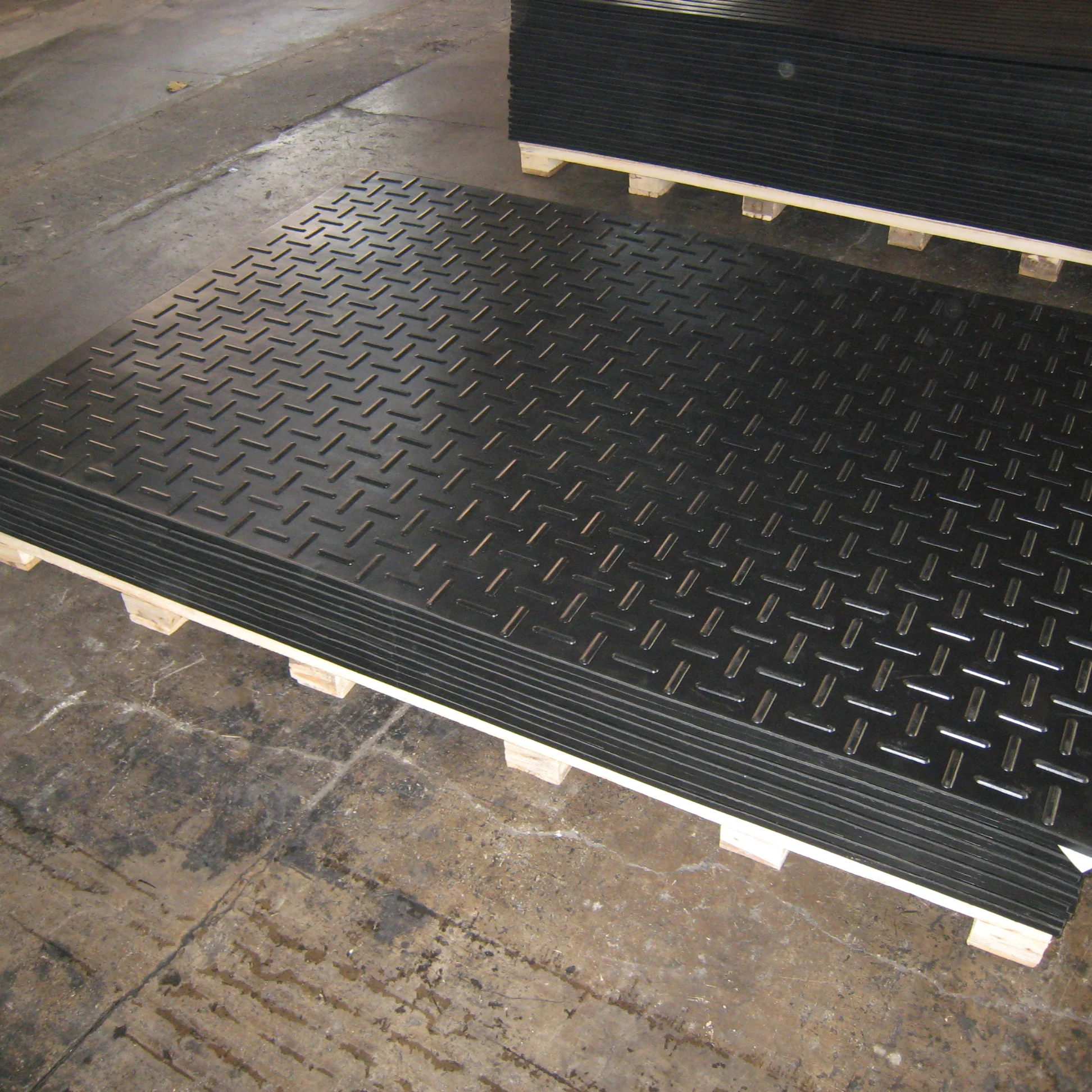 High Quality Farming Rubber Mat Durable And Non Slip Rubber Cow Horse Stall Mats Roll