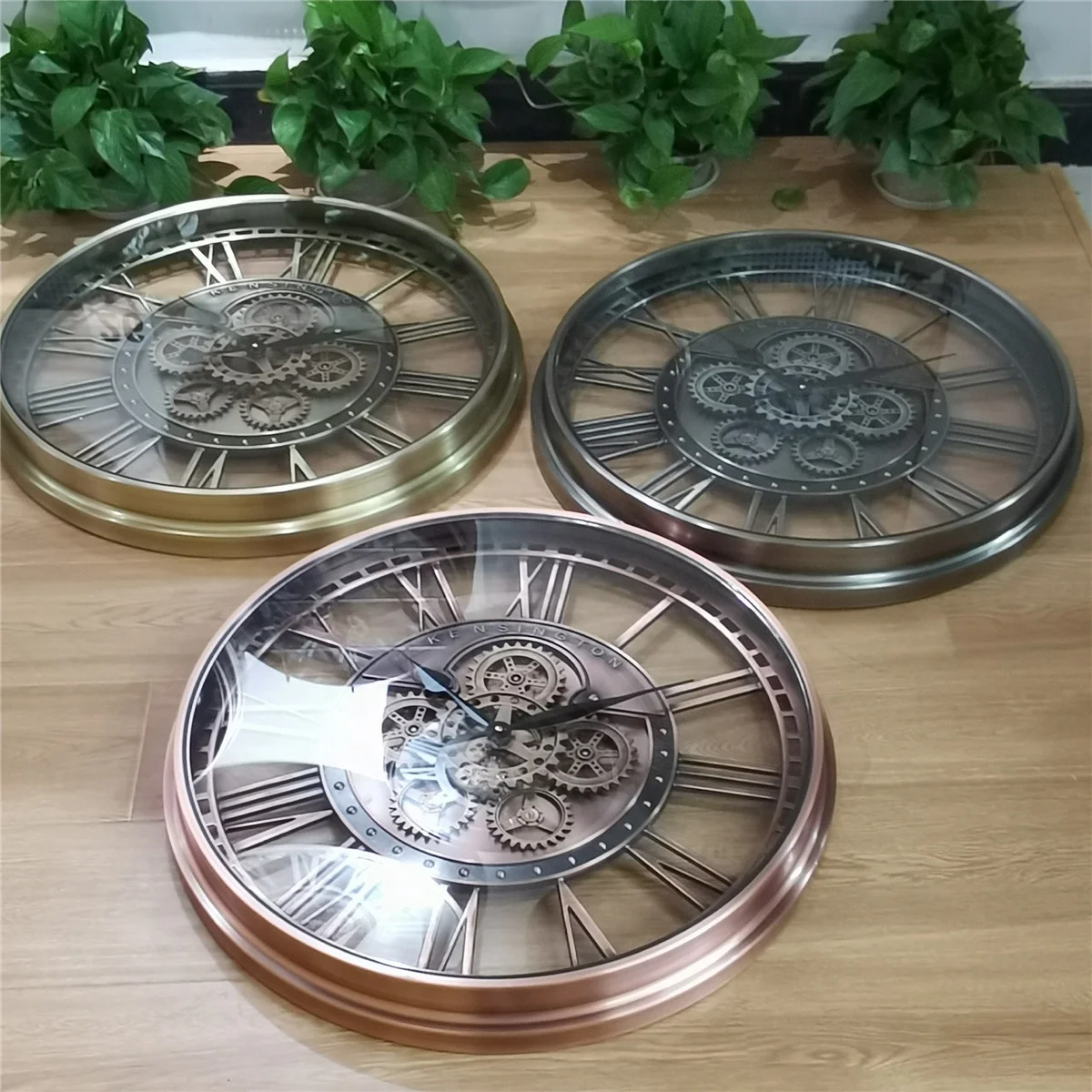 
28inch 70cm 2021 New Hot Sale Metal extra large round moving gears wall clock with glass face cover For Home Decoration 