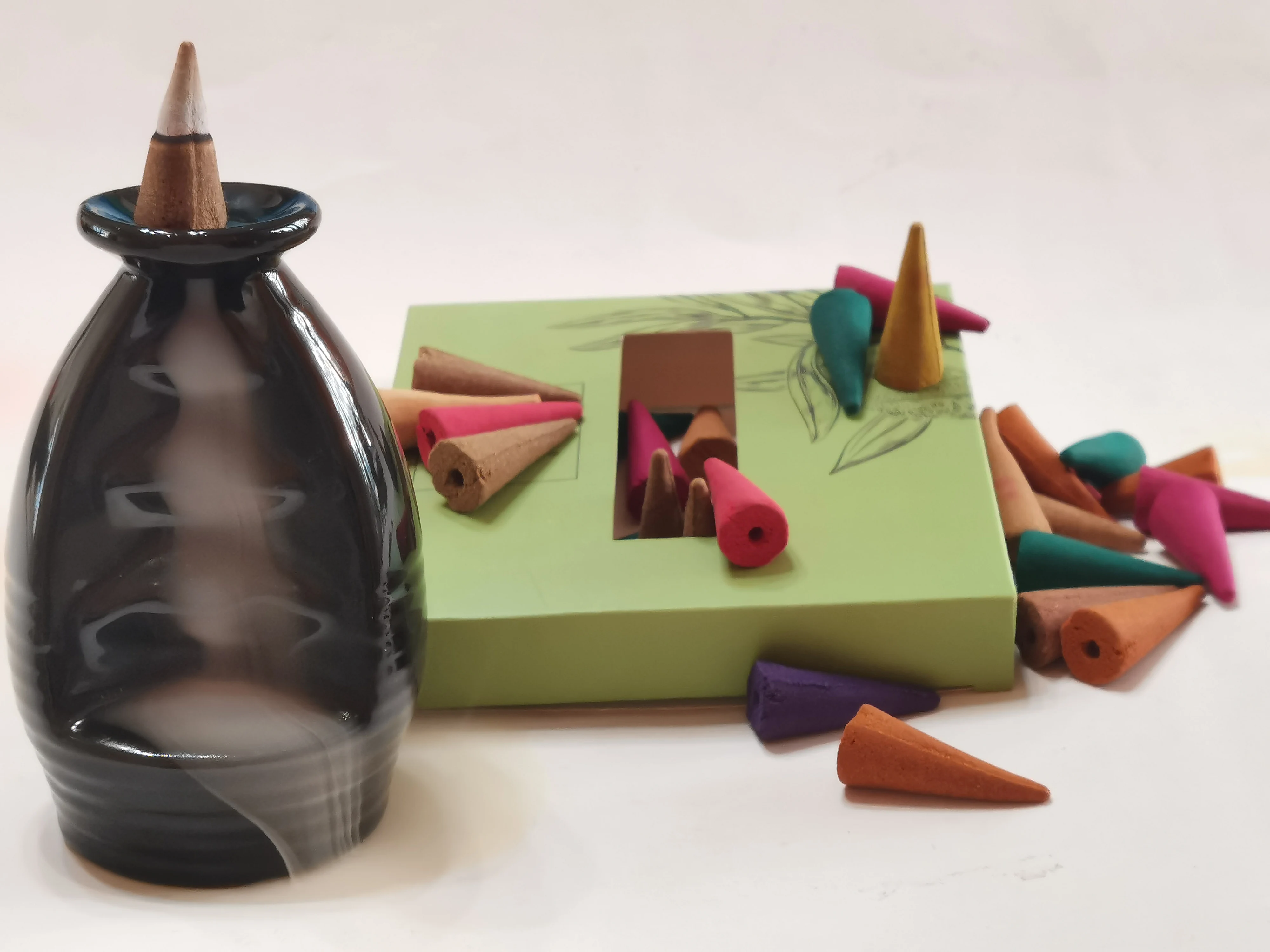 Hot sale China Factory backflow  incense waterfall  Essential Back Flow Incense Cones