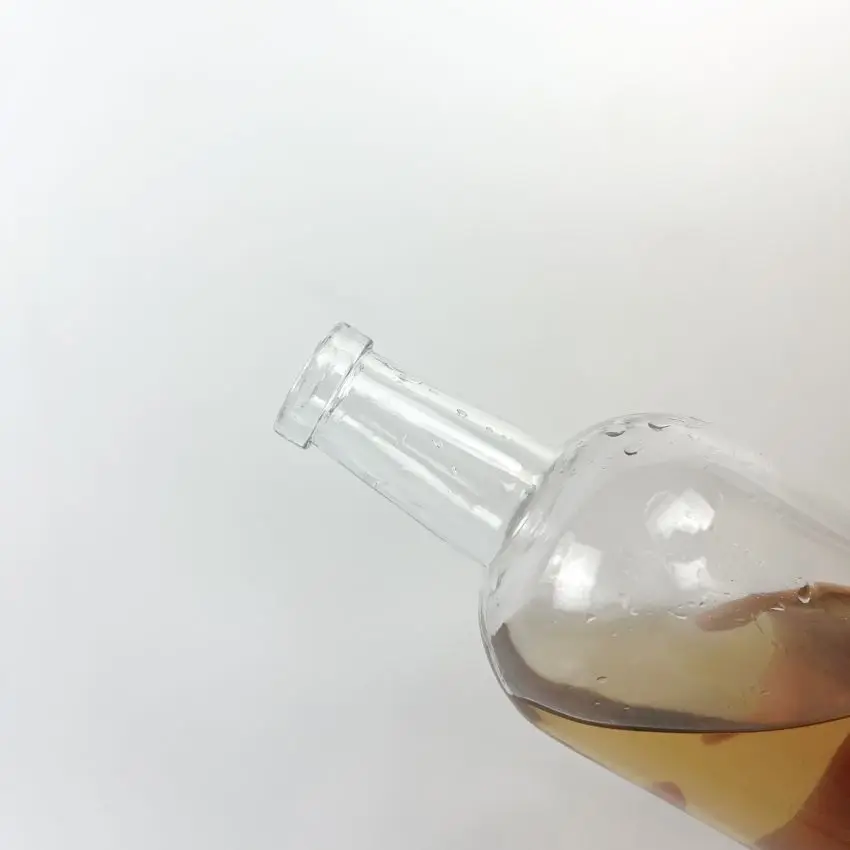 700ml Popular Glass Vodka Tequila Brandy Whisky Bottle Bottles